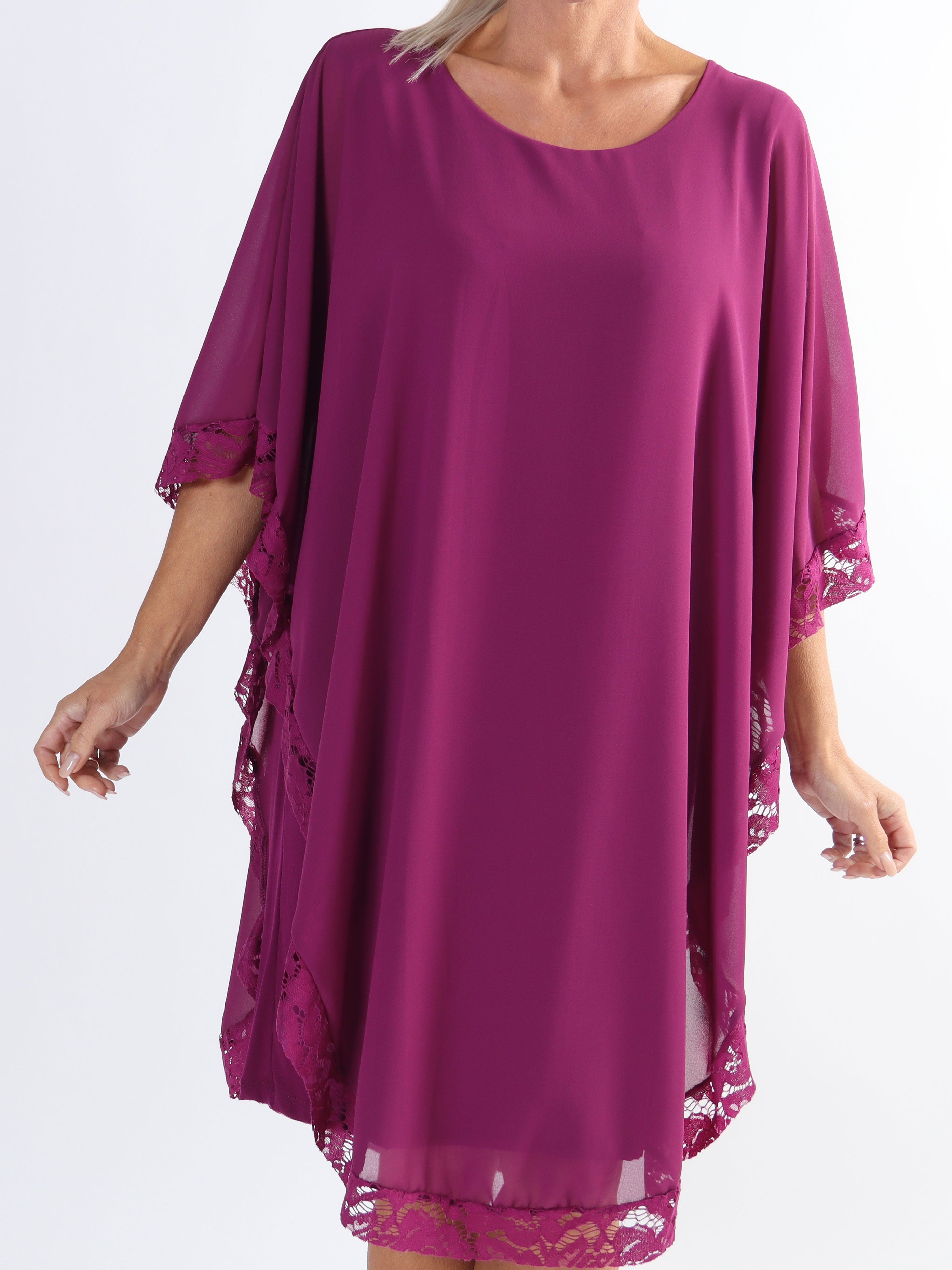Kenya Edge - Plus size tunikakjole med chiffonlag og blondekant